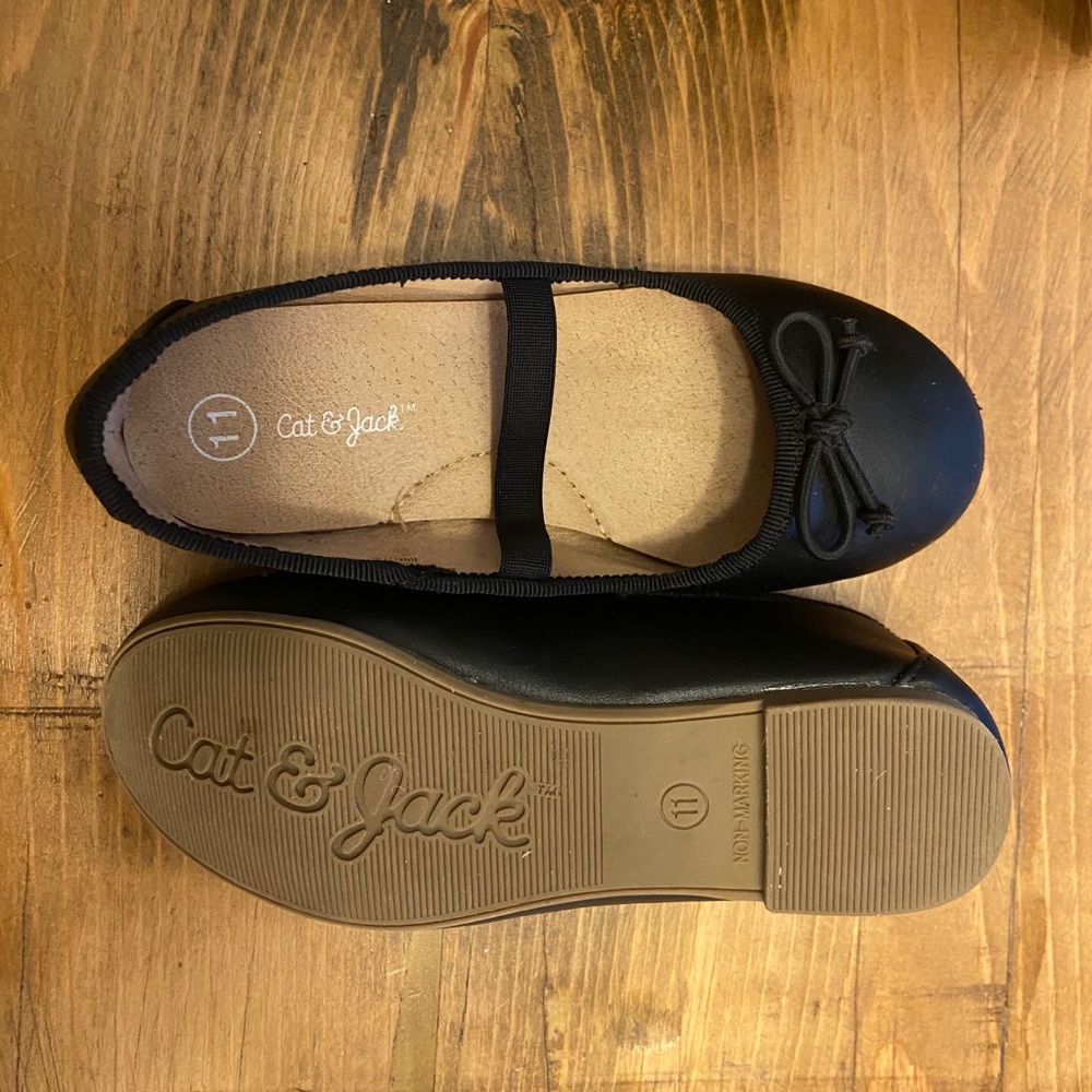 Girl’s Sz 11 black flats